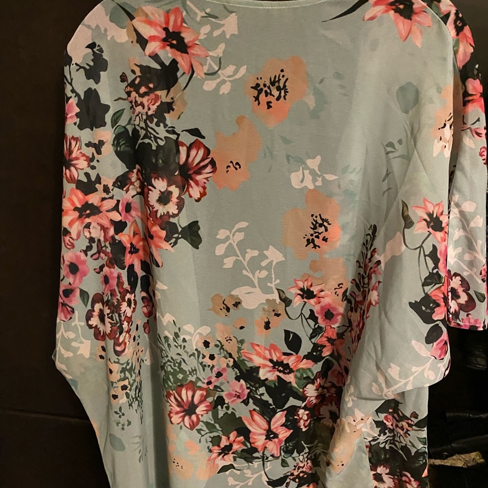 Floral kimono
